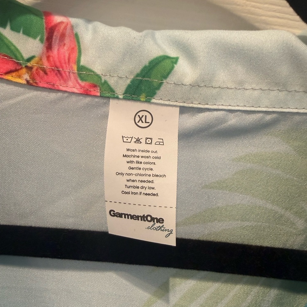 🌴🔥 Men’s Tropical Flamingo Hawaiian Shirt XL Beach Vacation Button Up - Picture 3 of 4
